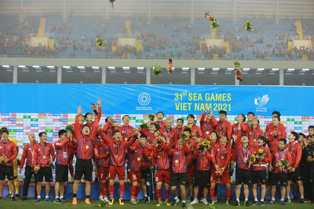 Bóng đá Việt Nam giành được chiếc huy chương vàng thứ 3 tại SEA Games 31.